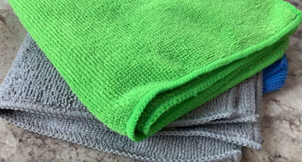 microfiber cloth extremely effective for end of tenancy clean